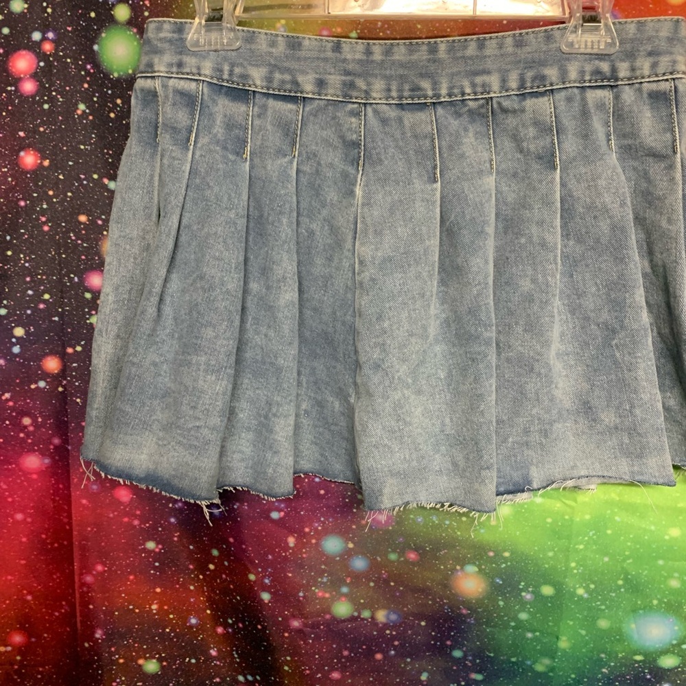 Gray Pleated Skater Mini Skirt for Casual Days
